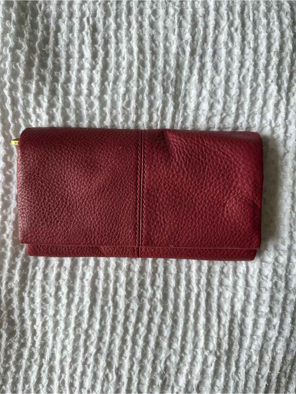 HOBO Keen Continental Wallet Red Pebbled Leather Trifold Organizer Clutch RFID - Picture 4 of 9